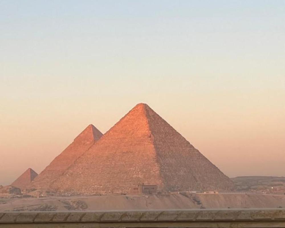 фото Crowne Pyramids view inn