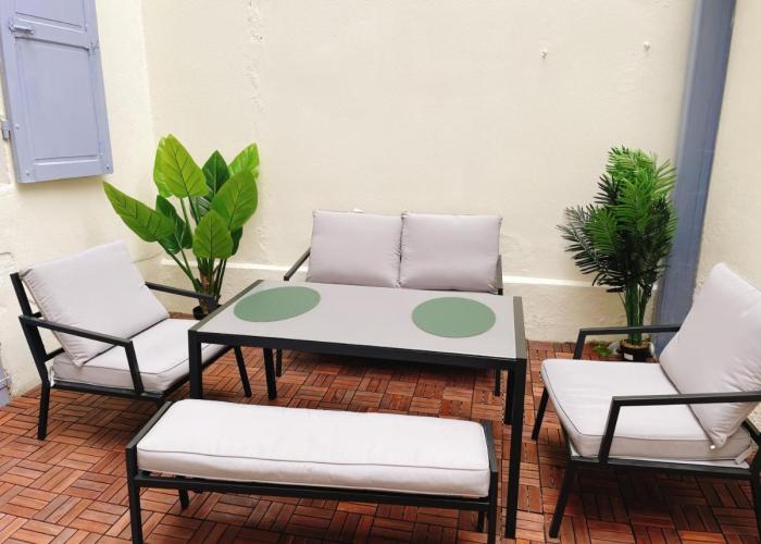 Villa muguette - coeur de Vichy- RDC-véranda sur la terrasse