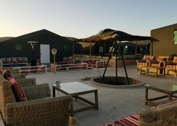 Desert Camp in Zagora - Camel ride - Easy & Affordable Stays