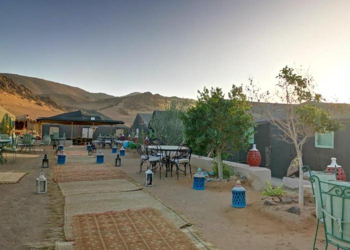 Desert Camp in Zagora - Camel ride - Easy & Affordable Stays