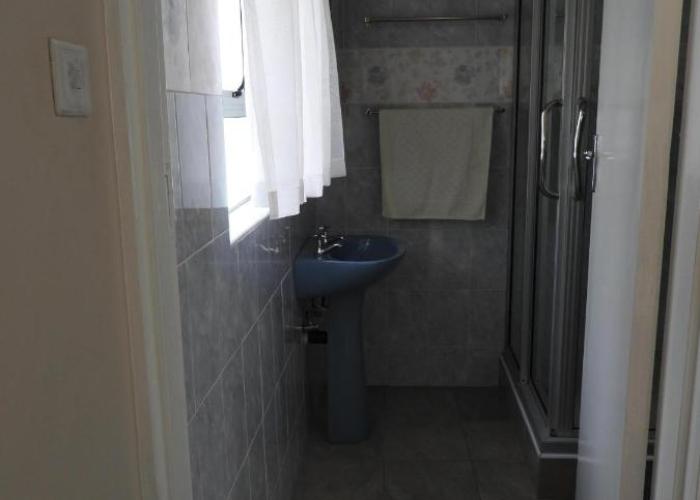 2 Bed Apt with en-suite and kitchenette - 2066