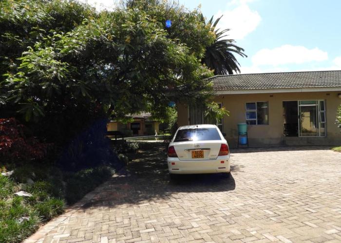 2 Bed Apt with en-suite and kitchenette - 2066