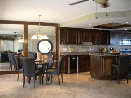 'Luxury Oceanfront Penthouse with Pools, Jacuzzis and Spectacular Ocean Views'