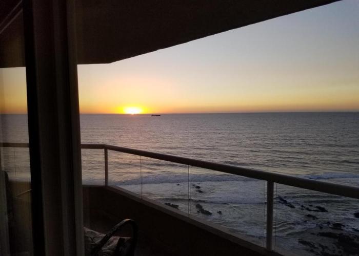 'Luxury Oceanfront Penthouse with Pools, Jacuzzis and Spectacular Ocean Views'