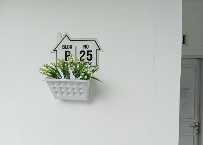 KENARI P25 HOMESTAY