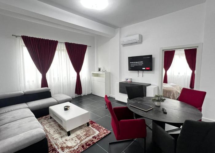 Cozy Aparthotel - Central City Suceava