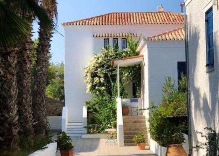 Spetses Cozy Villa