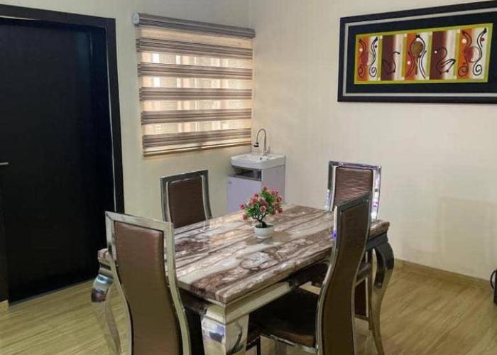 Dex & Flex Apartments