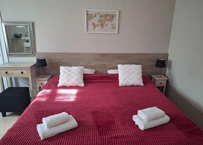 Trousas Apartments