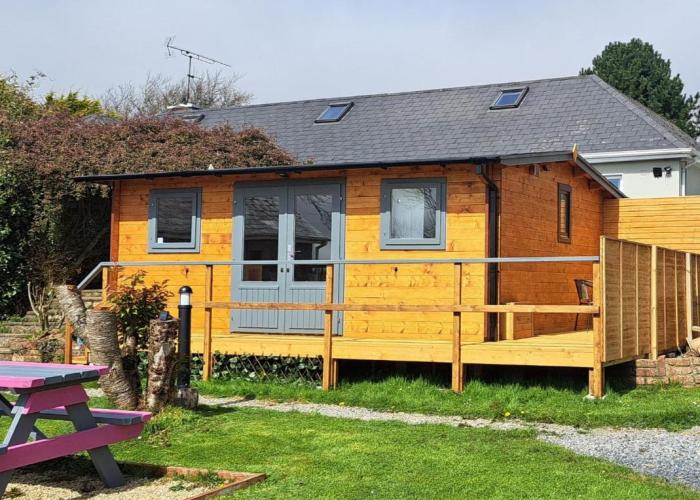 The Stunning Log House
