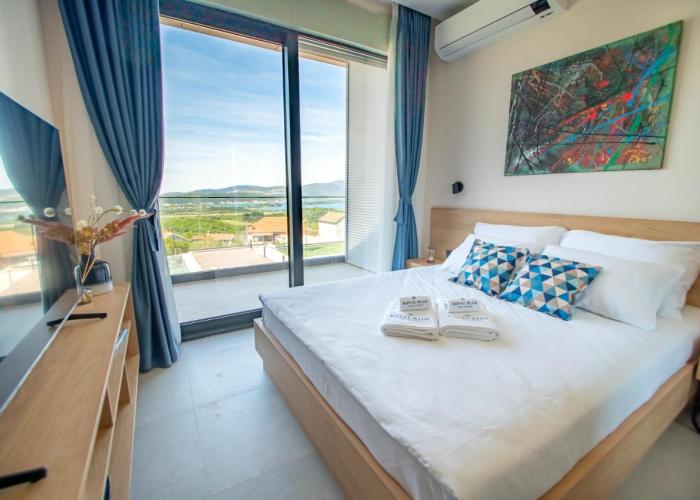 Royal Blue Resort & Residences