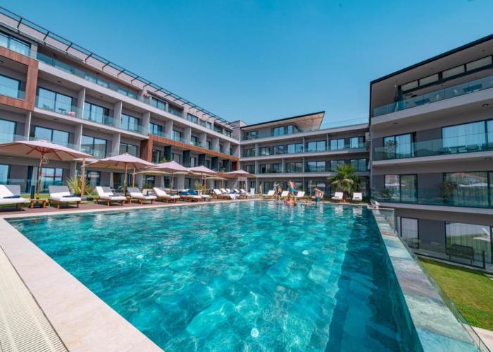 Royal Blue Resort & Residences