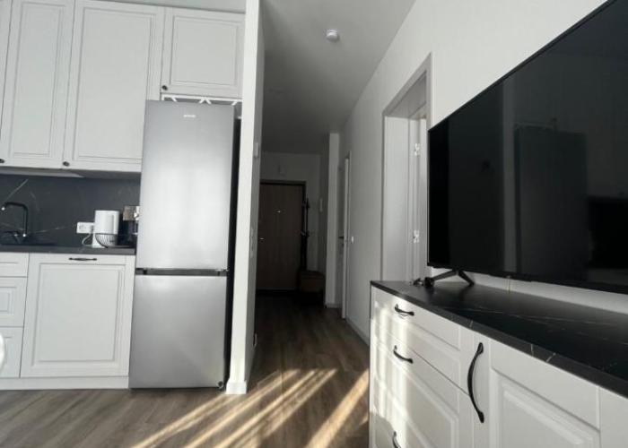 7th floor apartament, free parking