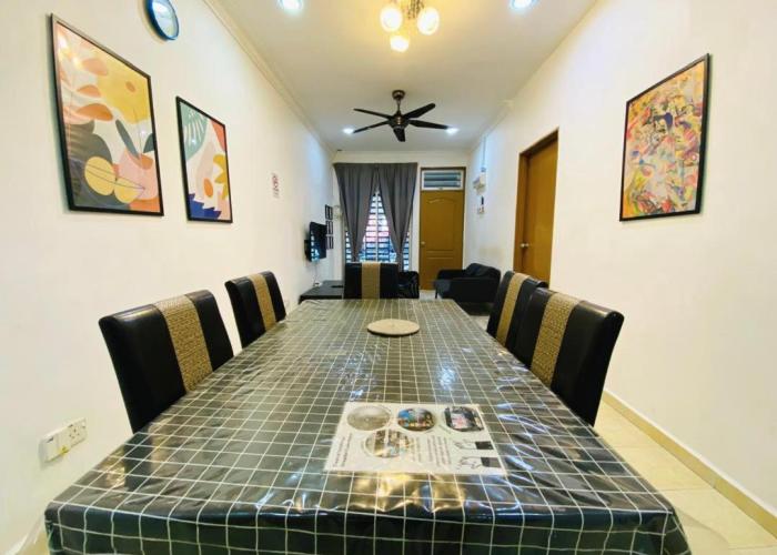 Deena's Cottage Homestay Kulim Hitech Hospital Kulim, Three bedrooms Single Storey Terrace House