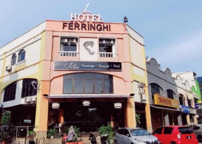 L Ferringhi Hotel