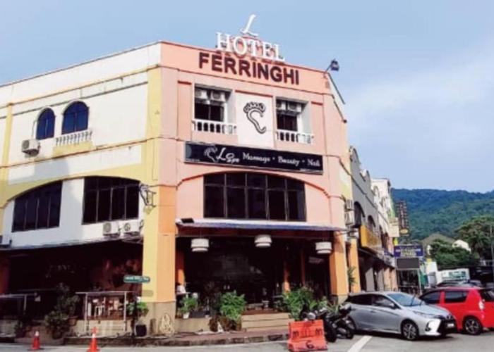 L Ferringhi Hotel