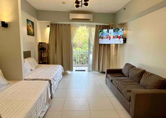 Pico de Loro Miranda Family Beach Condo max 6 pax with fiber internet