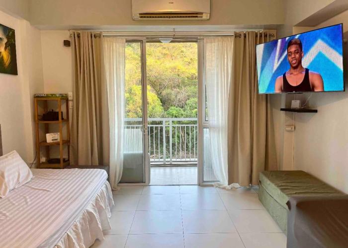 Pico de Loro Miranda Family Beach Condo max 6 pax with fiber internet