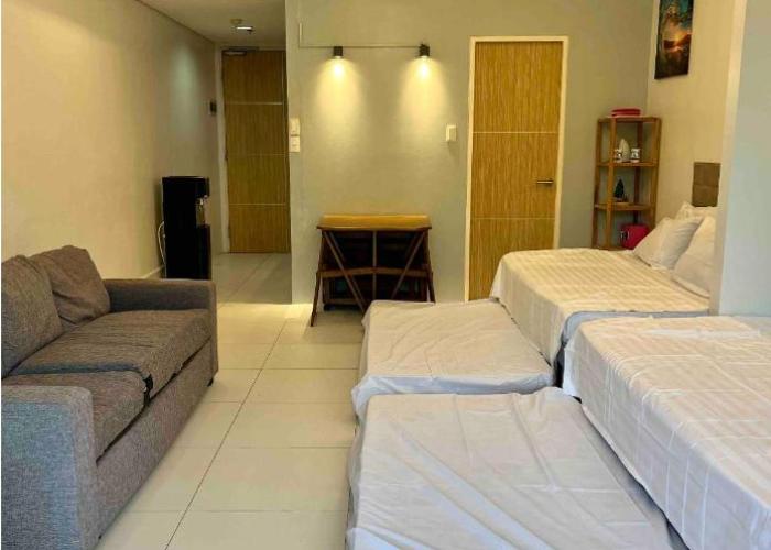 Pico de Loro Miranda Family Beach Condo max 6 pax with fiber internet