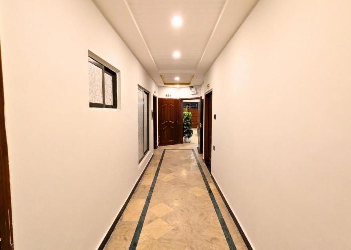 Dove Inn Hotel wahdat road