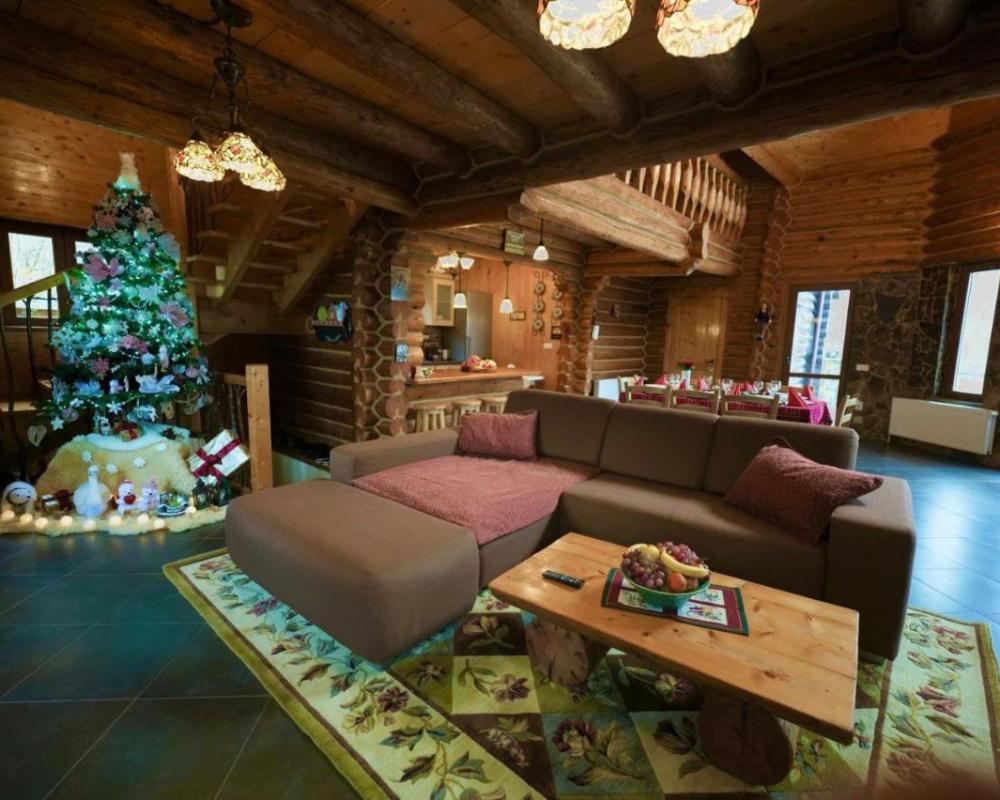 фото Rustic Cottage