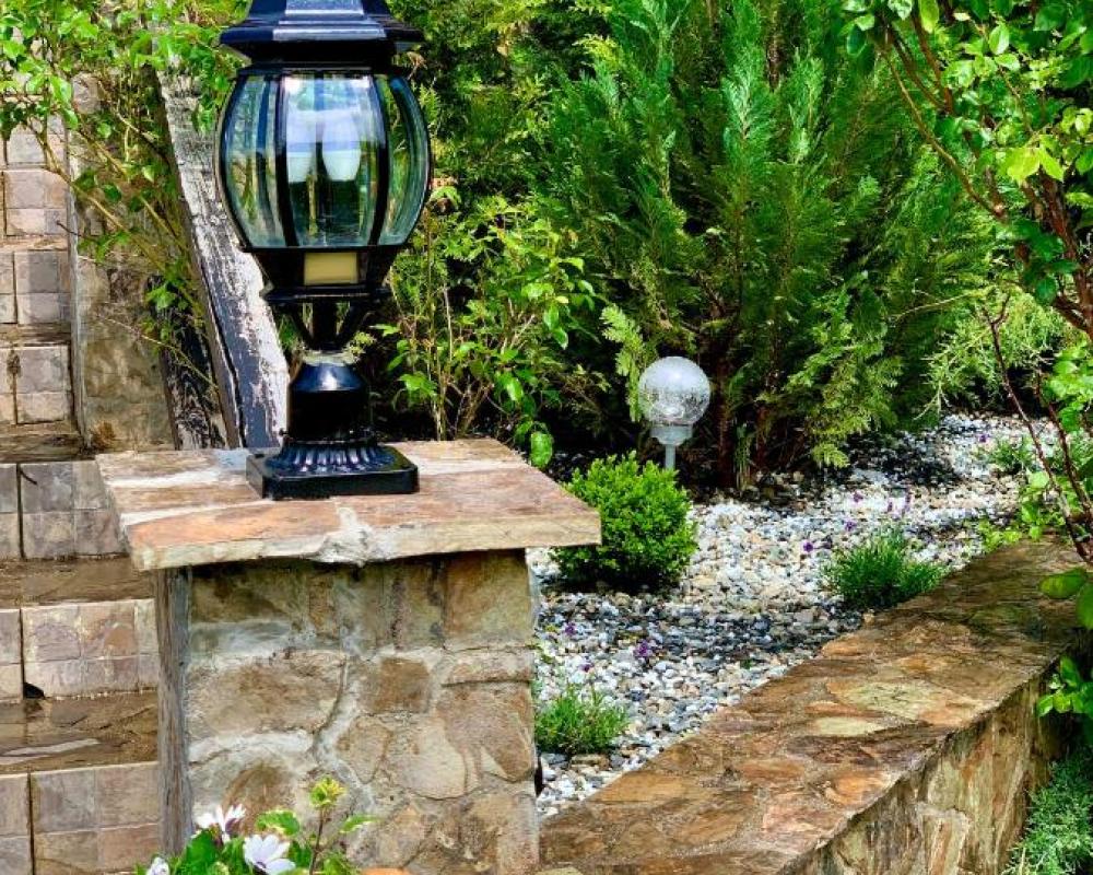 фото Rustic Cottage