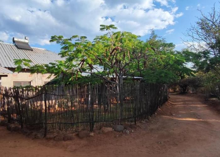 Kalahari Sand Ridge Inn