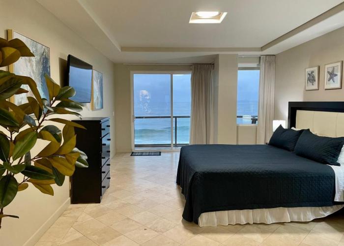 Amazing Ocean Front Condo