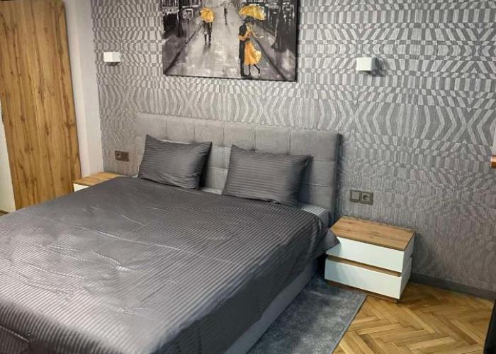 Lux apartments Top center