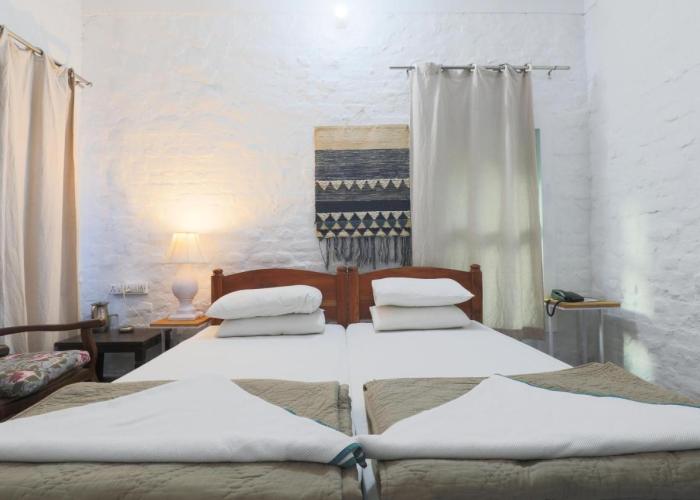 MANJARI RESORT