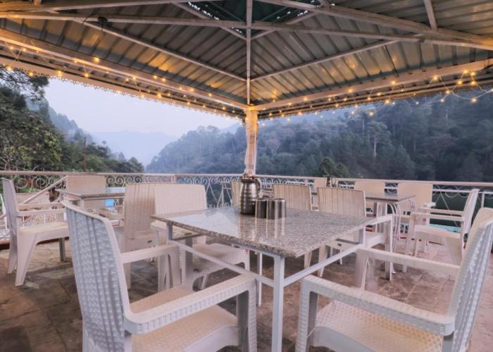 MANJARI RESORT
