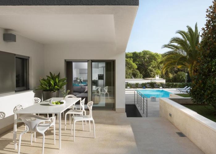 Villa Valsavia-apartment Borik with pool and SPA