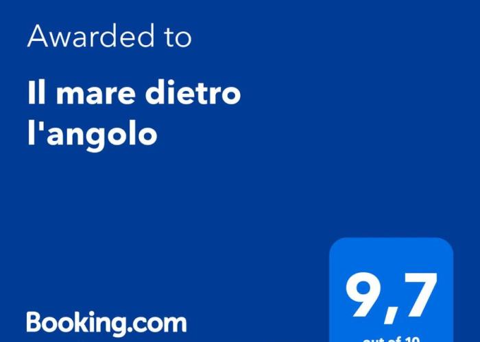 Il mare dietro l'angolo