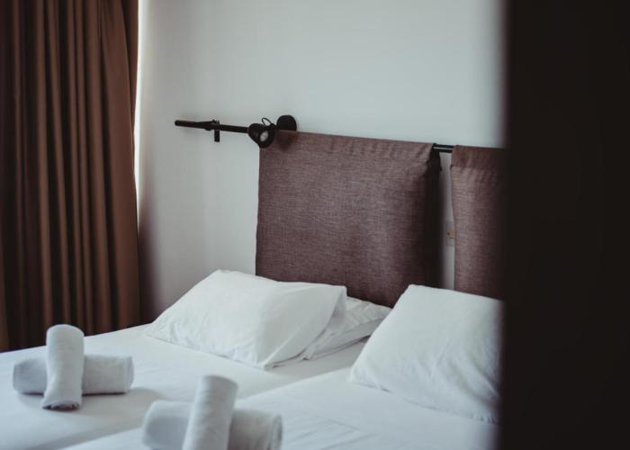 Ovis Hotel Apartments