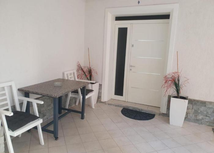 Shkodra 27 center house