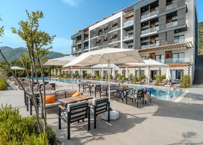 Montenegro Lodge