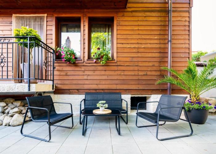 IRB Guest House Emona 4