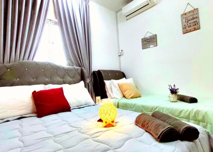 Alanis Residence 7 Pax @ Sepang KLIA Kota Warisan