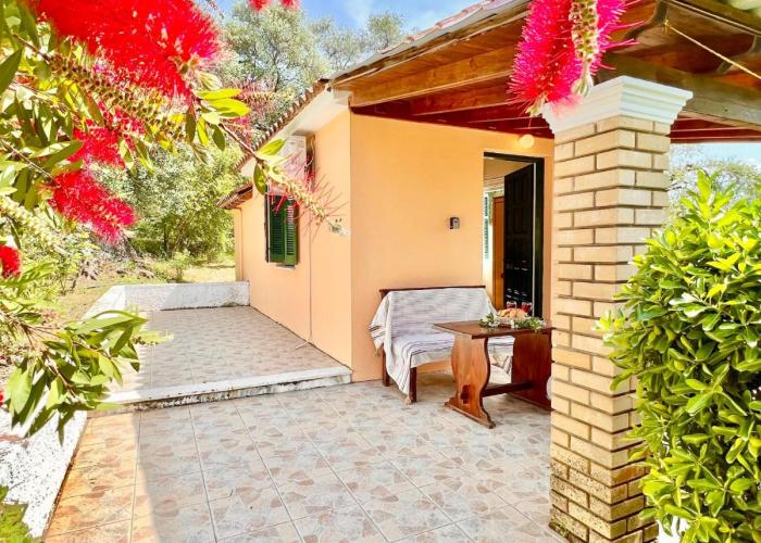 Renas Studio near Roda by DadoVillas