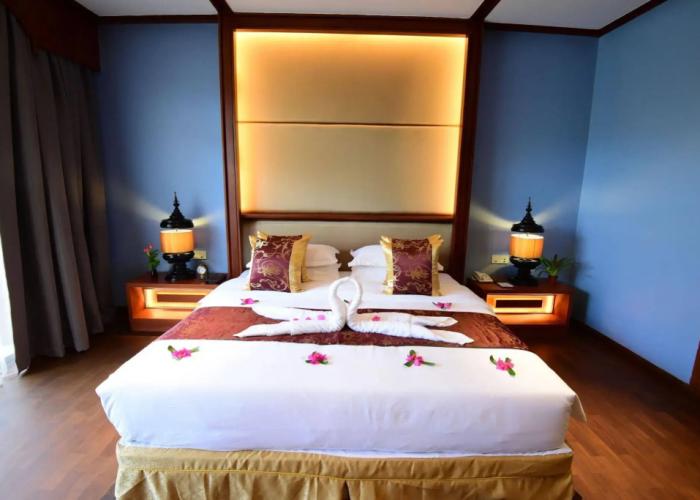 Bagan Umbra Hotel