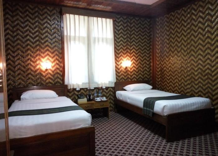 Ruby True Hotel