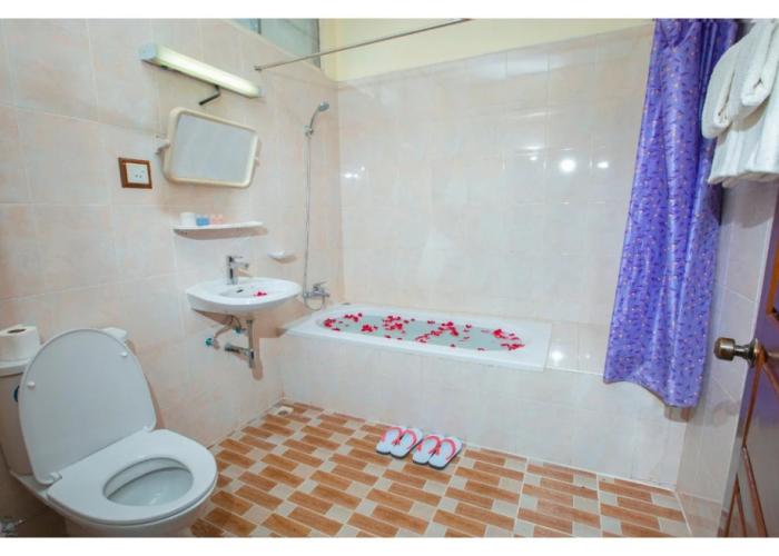 Ruby True Hotel