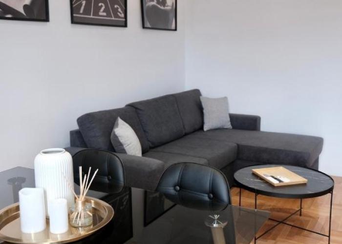 SynPiraeus Apartments & Studios