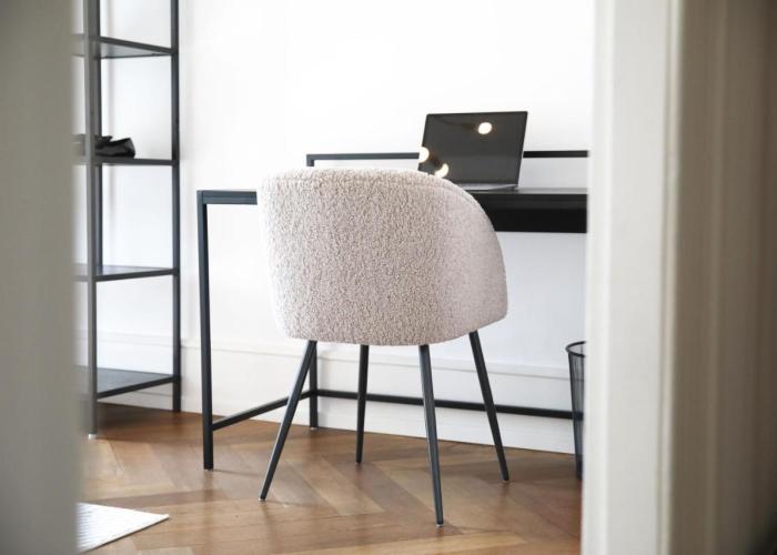 Palais Passy~Design Suite mit Ausblick im Zentrum