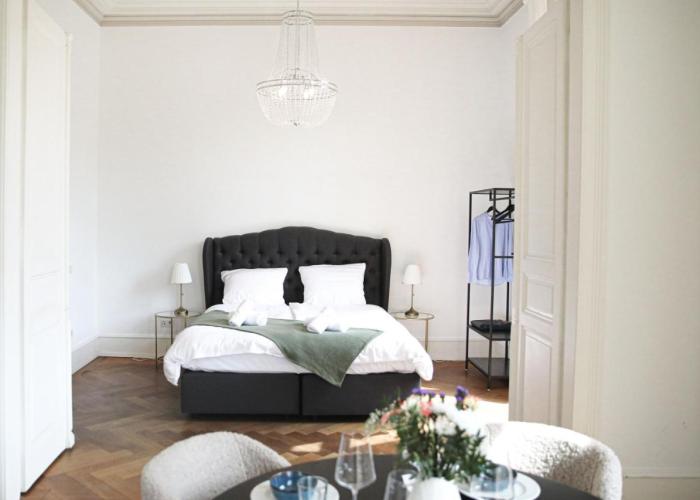 Palais Passy~Design Suite mit Ausblick im Zentrum