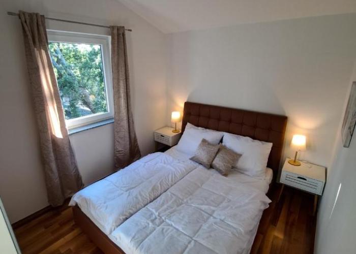 Apartments Villa Sotlar with pool