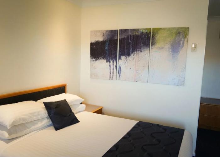 West End Motor Lodge