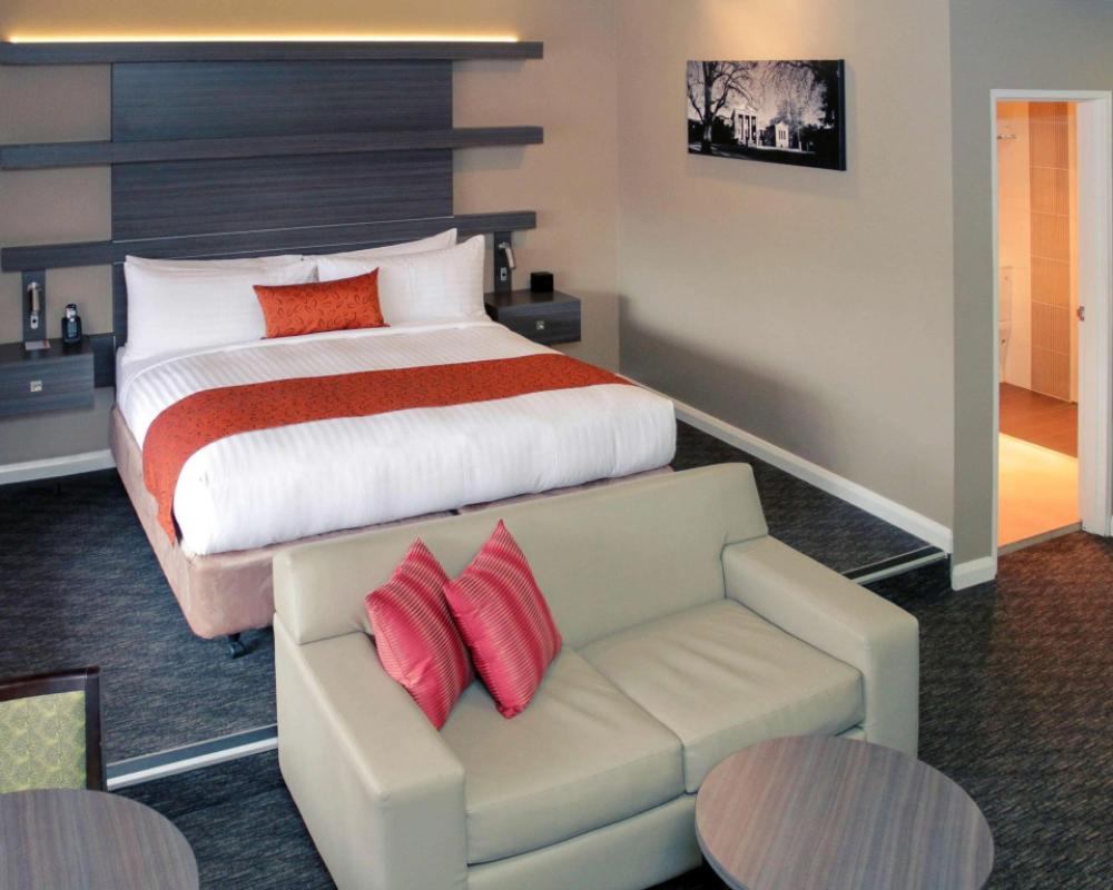 фото Mercure Orange