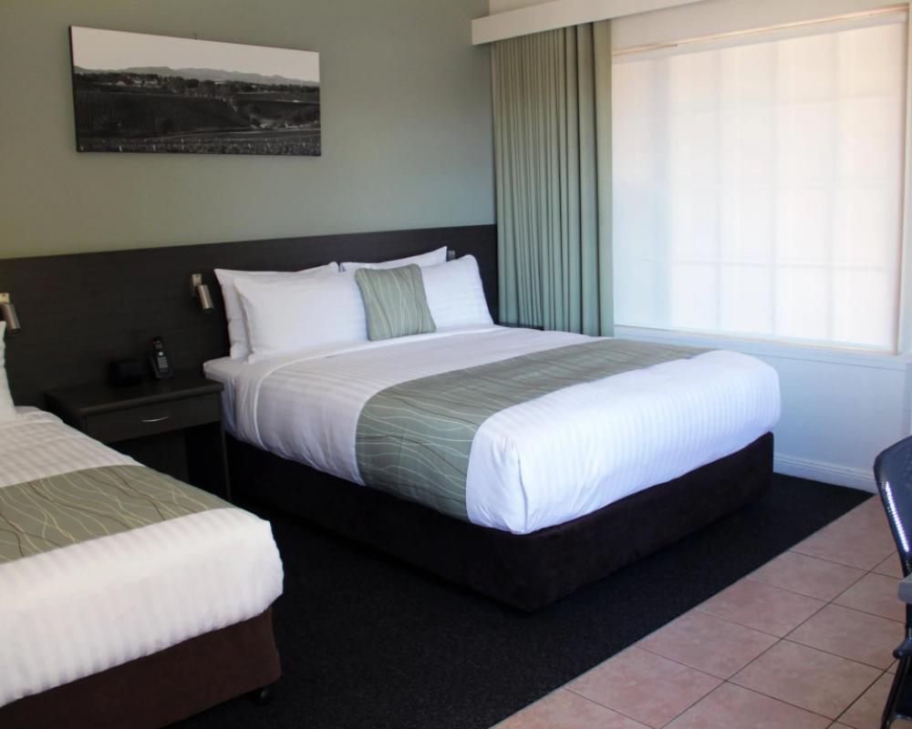 фото Mercure Orange