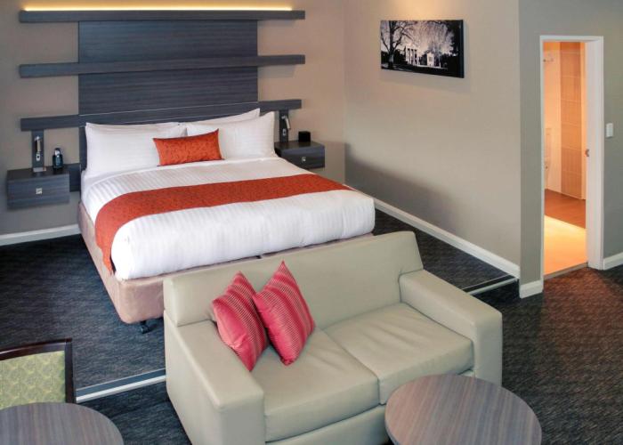 Mercure Orange